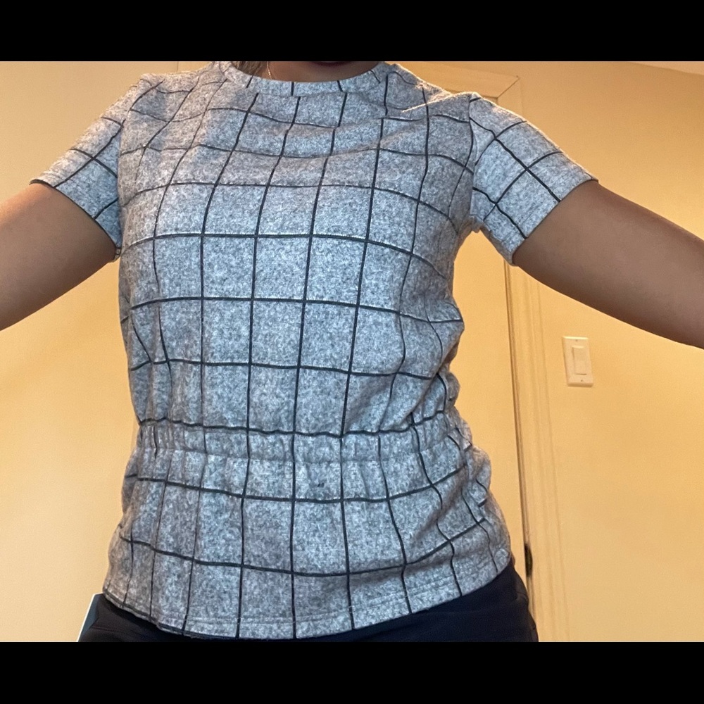CLASSY TOP